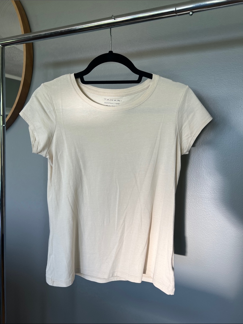 Tahari Cream Short Sleeve Crewneck Tee - Classic Fit